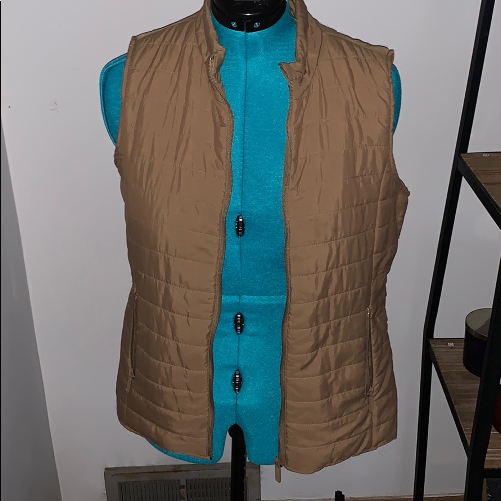 Khaki Vest by Realitivity